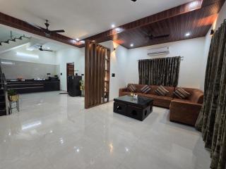 Royal Portico Villa - 3