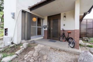 15 people can stay in a house - 7