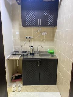 Affordable & Stylish Studio Near Downtown - 5