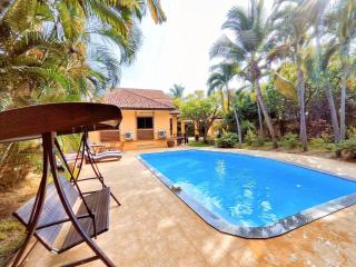 Yellow hourse Luxury Pool Villa - 0