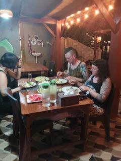 Three Ken Homestay & Cafe - 8