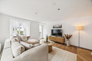 Altstadtidyll am See 1 - 6 Personen I Ruhig - Balkon - Parkplatz - nahe Bahnhof und Autobahn - 1