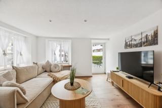 Altstadtidyll am See 1 - 6 Personen I Ruhig - Balkon - Parkplatz - nahe Bahnhof und Autobahn - 8