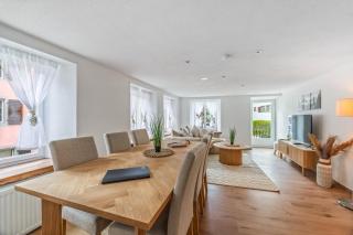 Altstadtidyll am See 1 - 6 Personen I Ruhig - Balkon - Parkplatz - nahe Bahnhof und Autobahn - 2