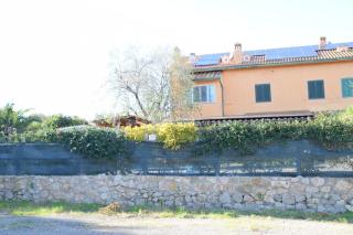 Portion of a villa with a private pool - 9