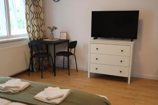 Kiseleff Park Studio - 6