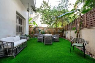4BR Apartment Bograshov Beach TLV By Barnes - 5