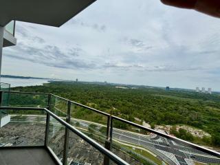 Almas Suites Tower Design Puteri Harbour - 1