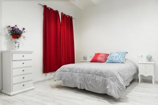 Loft con encanto en el corazón histórico de Peralada - 9