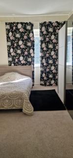 Classic shared apartment - 7