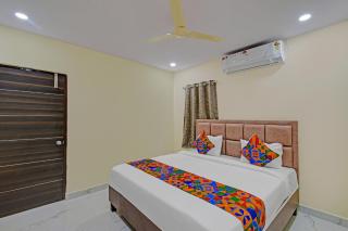 FabHotel Srikara Grand Luxury Rooms - Hyderabad - 9