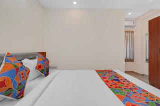 FabHotel Sai Palace - 5