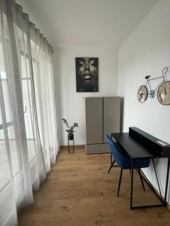 Riverside Luxory Apartment - 6