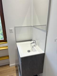 Atypique 3 Chambres avec Douches Privatives - 1