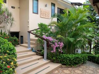 Chaweng Noi 5BR Pool Views - 4