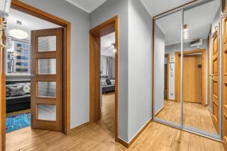 Modzelewskiego Spacious Apartment by BookingHost - 8