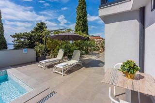 Apartments in Crikvenica 45902 - 4