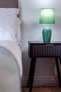 Stylish 2BR flat - free parking - fast Wi-Fi - 2