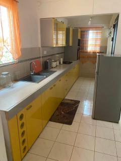 Hébergement Maison -Les Abymes - 6