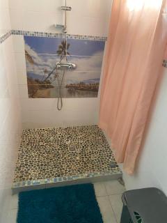 Hébergement Maison -Les Abymes - 1