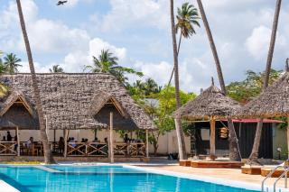 Coconut Breeze Apartments - 8