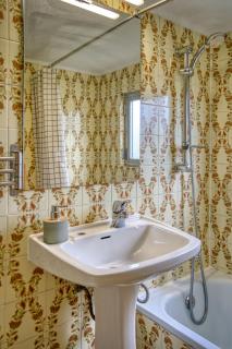 Terrace Charming Century Apartment - 9