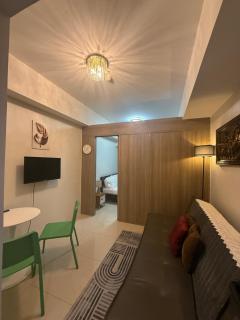 Elresa Elegant at Field Residences Condominium Hotel - 0