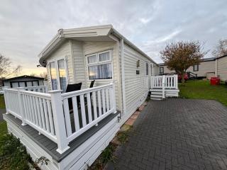 Belle Aire Caravan Park, Sleeps 6, Bed Linen and Towels Included, Free WiFi, Pets Welcome - 4