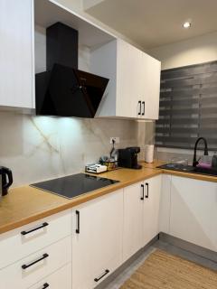 Feels Like Home - Agrinio Suites - 5