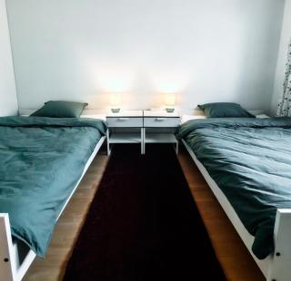 Spacious and Comfy Apartment, 15 Mins from Airport, 17 Minutes to City Center - 6