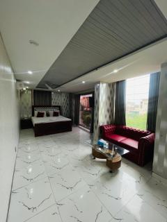 Hotel Golden Tree - 1