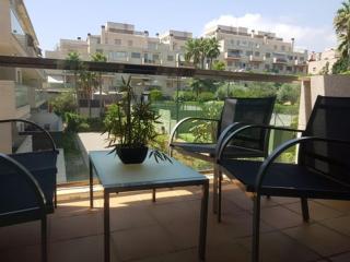 Bonito apartamento con piscina y padel - 7