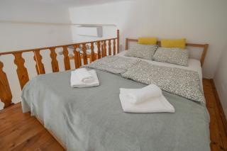 Stay in a home not a hotel, also LONG TERM stay, AC, 301Mbps wifi - Budapest - 7