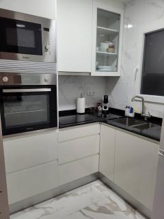 Ground floor apartment with terrace and pool - 5