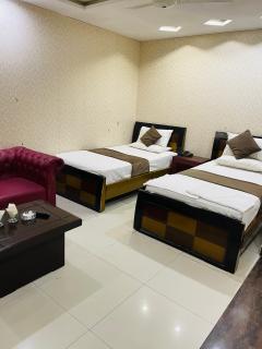 Hotel Golden Tree - 3