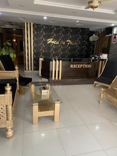 Hotel Golden Tree - 9