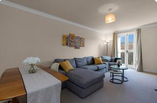 2 bedroom apartment in Central Edinburgh - 9