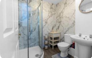 2 bedroom apartment in Central Edinburgh - 7