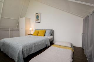 Yellow House Bandung Villa Dago Giri 10 pax Riverside View - 6