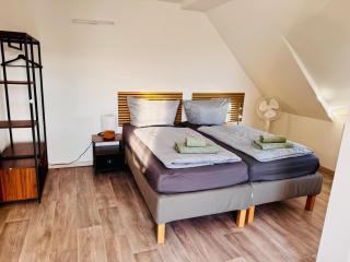 Residenz Sonne & Comfort mit 3 modernen 2-Schlafzimmer-Apartments für ihre Teams - 9