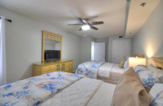 Crescent Shores North - 502 - 1