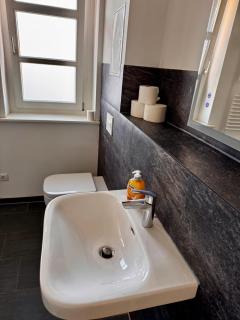 Residenz Sonne & Comfort mit 3 modernen 2-Schlafzimmer-Apartments für ihre Teams - Merseburg - 4