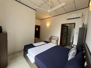 RIVINSON Negombo - 2