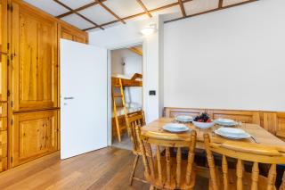 Hostdomus - Little Charm - 2