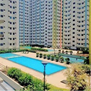 Mplace staycation in south triangle Quezon city - 1