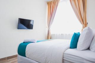 Sans Hotel Cemara Asri Medan - 1