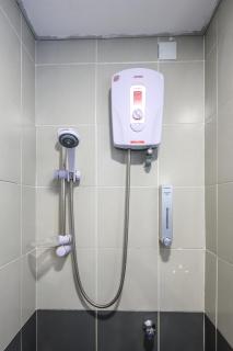 FAMILY Unit Emerald Avenue 5-06 - 5