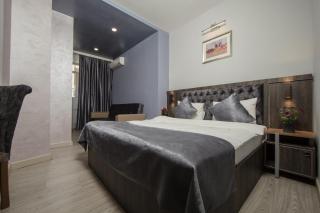 Old Passage Hotel - 1