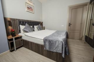 Old Passage Hotel - 3