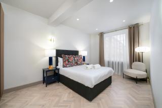 Covent Garden Two Bedroom Apartment - 0